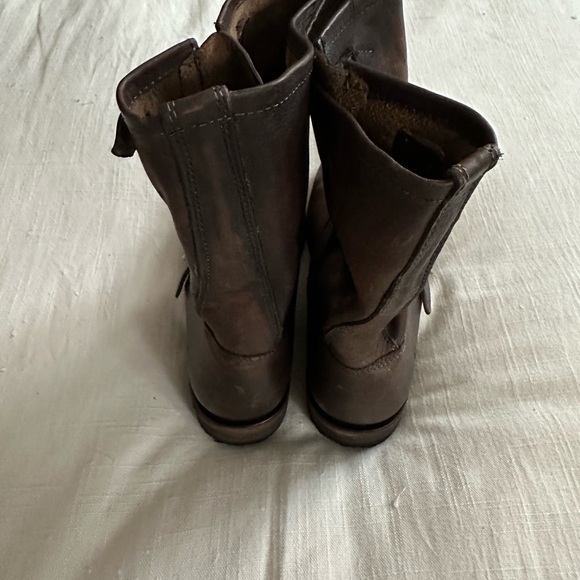 Frye Veronica Short Boots - Picture 10 of 12